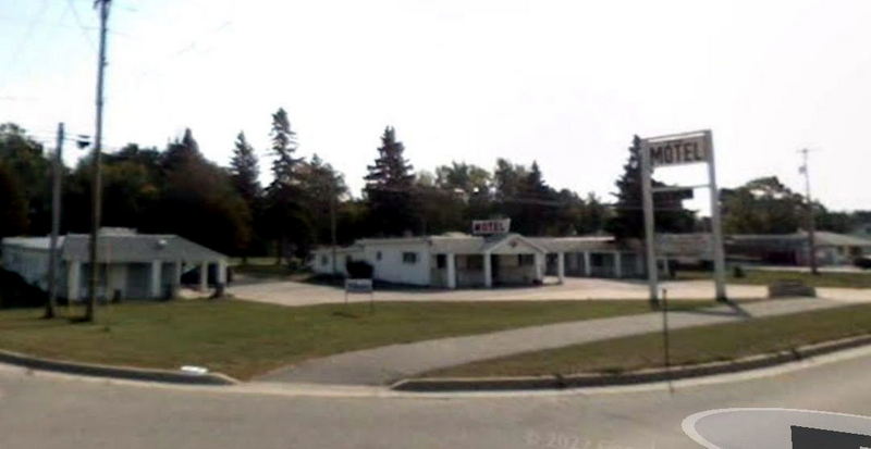 Alpena Motel (Alpena Motor Court) - Alpena Motel (newer photo)